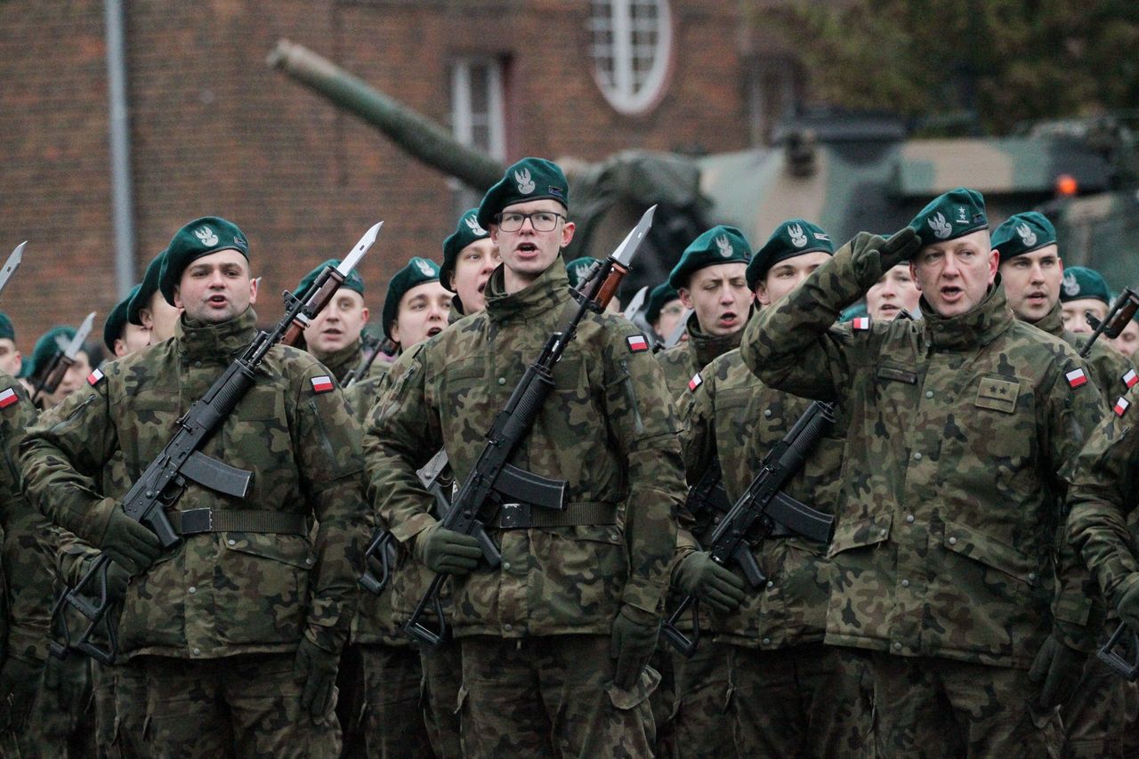 Dwie grupy zawodowe zwolnione z obowiązkowych ćwiczeń PAP/Tomasz Waszczuk