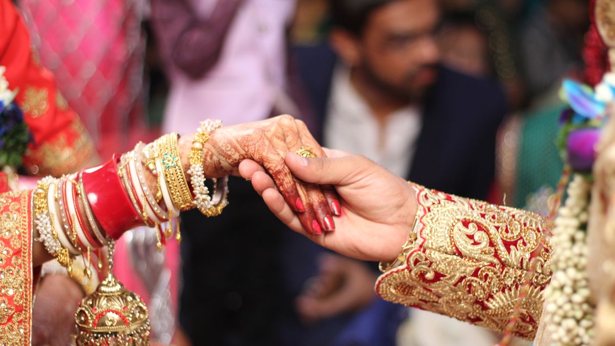 Panna młoda zerwała zaręczyny w dniu ślubu. Dostrzegła u męża jeden szczegół