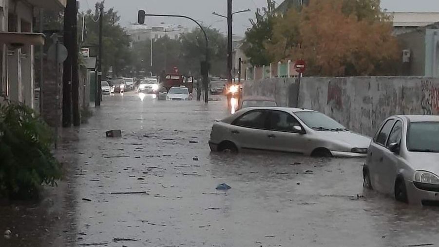 Powódź w mieście Volos (Grecja)