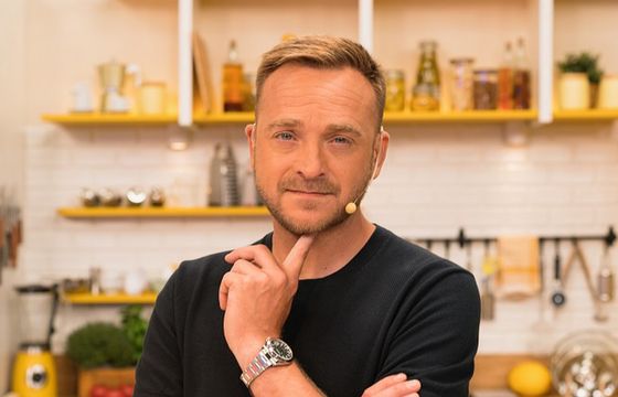 Mateusz Gessler poprowadzi show „Para do gara. Ona mówi, on gotuje”. Edward Miszczak mówi o wzmacnianiu pozycji TV4