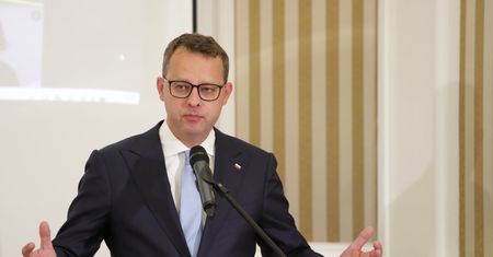 Romanowski nie stawił się w prokuraturze. Powodem wyjazd na Węgry
