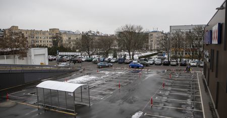 Koniec opłat grozy pod marketami? Ważne stanowisko UOKiK