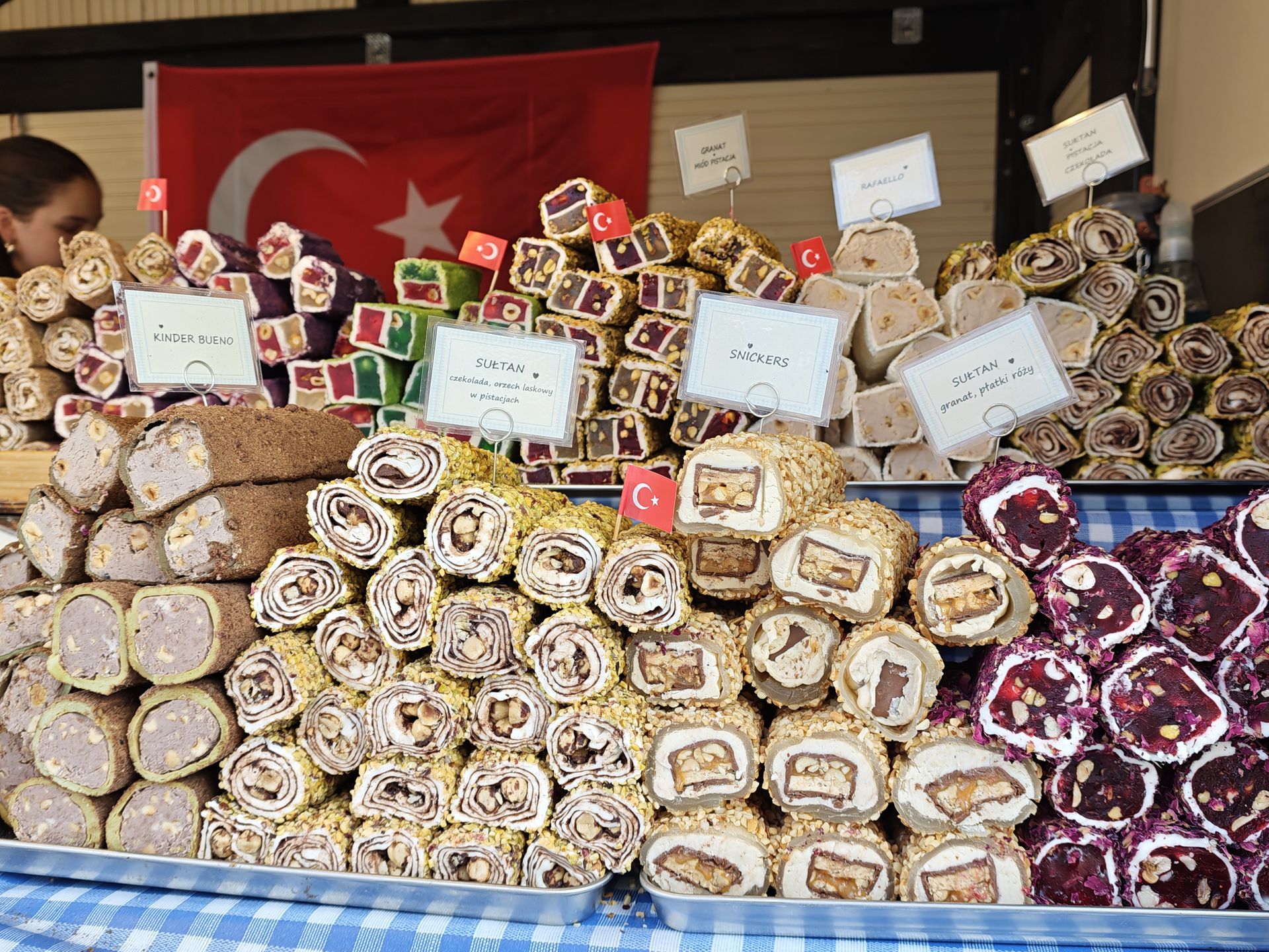 Lokum można dostać w wielu różnych smakach