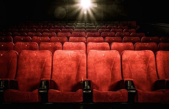 Fatalny początek lata w kinach w USA. Co na to Multikino, Helios i Cinema City?