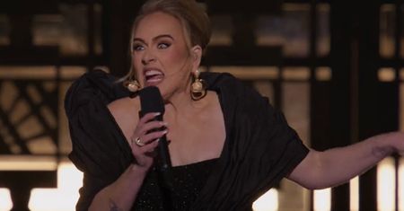 Adele zorganizowała niespodziankę na koncercie. "Jak ktoś się odezwie, to go zabiję"