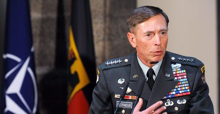 Tak skończy się wojna. Generał Petraeus pewny