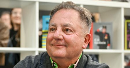 Robert Makłowicz od ponad TRZECH dekad wiedzie szczęśliwe życie u boku żony. Jak WYGLĄDA tajemnicza Agnieszka? (FOTO)