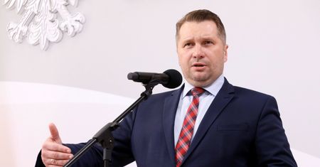 Powrót do szkół. Przemysław Czarnek zapowiedział, jak będzie wyglądał