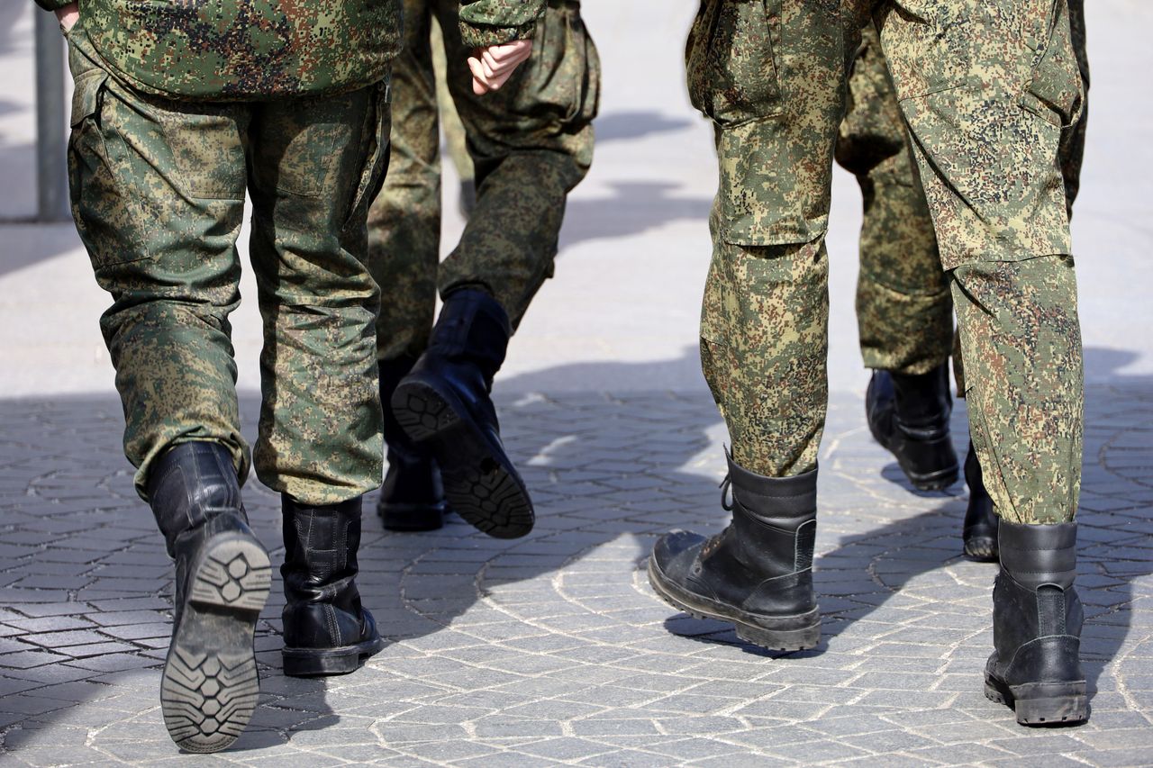 Russian soldiers are getting paid more and more.