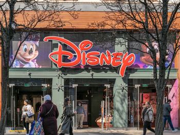Stworzysz własną reklamę AI. Disney podał datę