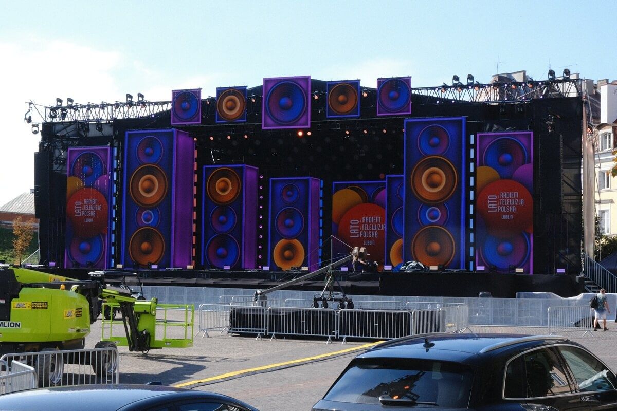 Scena Lato z Radiem i Telewizją Polską na Placu Zamkowym w Lublinie