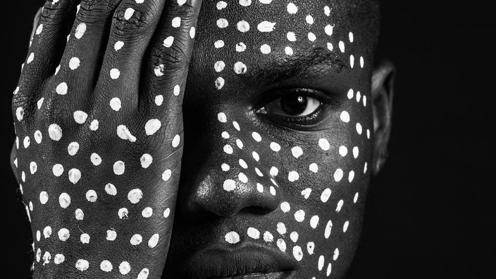 Kontrastowe portrety pokazujące piękno i kulturę czarnoskórych mieszkańców Brazyli 1