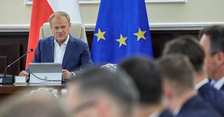 Ministerstwo do zaorania, rekompensata dla Hołowni? Emocje wokół rekonstrukcji rządu