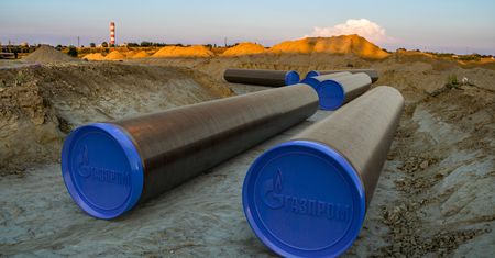 Gazprom ma nie naciskać na szybszą certyfikację Nord Stream 2. Koncern ma być zadowolony z cen gazu