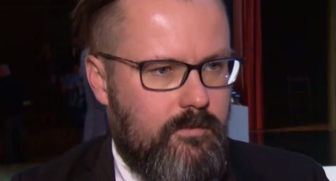 „Wiadomości” muszą sprostować informację nt. Bertolda Kittela z TVN24