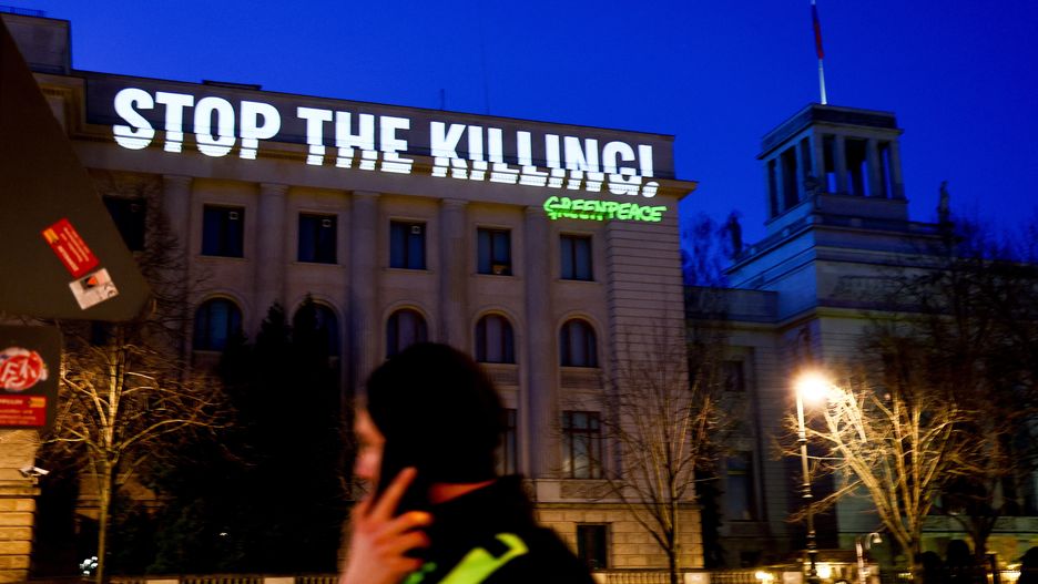 Berlin upamiętnia drugą rocznicę inwazji Rosji na Ukrainę.  