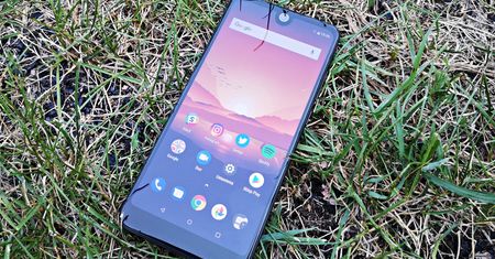 Test Wiko View 2 – smartfon z wyjątkowym wycięciem na ekranie
