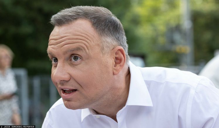 Prezydent Andrzej Duda przypadkowo opublikował prywatną wiadomość