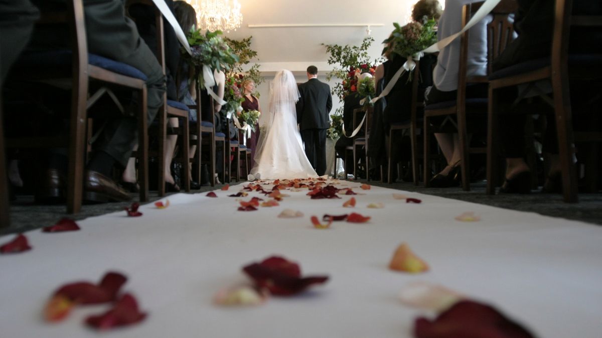 W pożarze stracił wszystkie zdjęcia. Nie chce oddać klientom całej kwoty 1