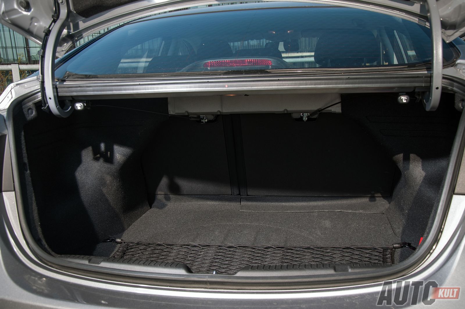 Hyundai Elantra 1,6 MPI Style - test [galeria zdjęć] 19