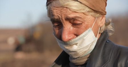 Zniszczenia po ostrzale we wschodniej Ukrainie. "Już tylko Bóg nas nie opuścił"