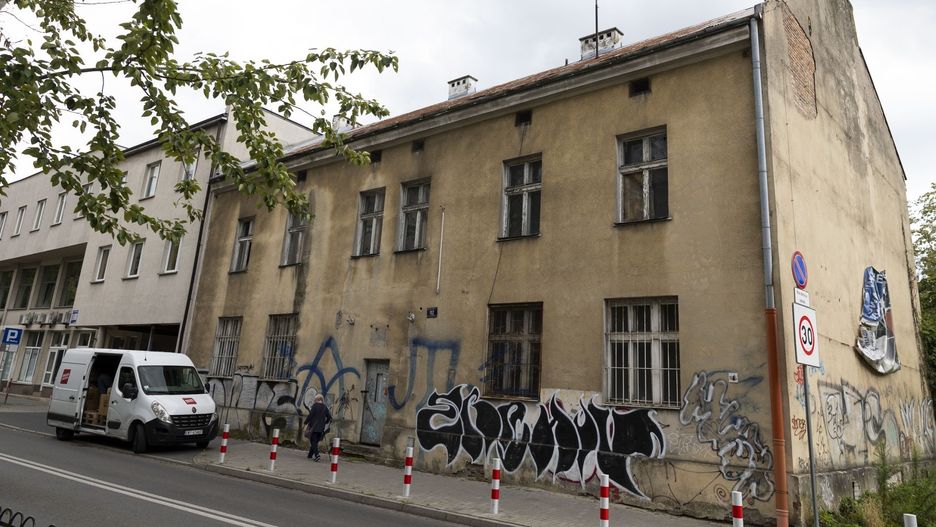 Dawny posterunek policji na Mazowieckiej nadal straszy