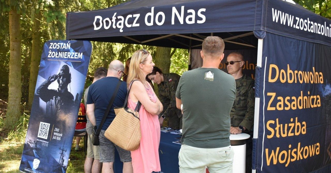 Wojsko chce kusić zarobkami