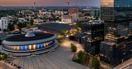 Pogoda w Katowicach. Prognoza na poniedziałek 18 maja. Chłodno, chmury i przelotny deszcz