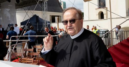 Prezent ślubny od Tadeusza Rydzyka. Cena robi wrażenie