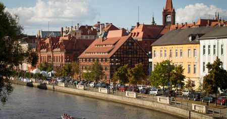 Pogoda w Bydgoszczy. Prognoza na wtorek 30 grudnia. Mróz, małe opady i chłodny wiatr z północnego zachodu