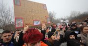Bytom: Protestują przed schroniskiem. "To miejsce to piekło". W tle oskarżenia o nielegalne eutanazje i karygodny warunki