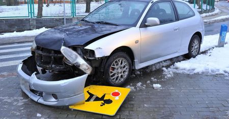 Polisa OC po stłuczce. Różnice w zwyżkach są bardzo duże