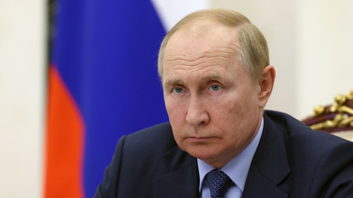 Russian President Vladimir Putin chairs a meeting with members of the government via a video conference at the Kremlin in Moscow, Russia, 31 August 2022. EPA/GAVRIIL GRIGOROV/SPUTNIK/KREMLIN POOL / POOL MANDATORY CREDIT Dostawca: PAP/EPA.