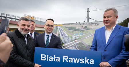 Rząd ma swoją Włoszczową? Minister buduje stację w okręgu wyborczym