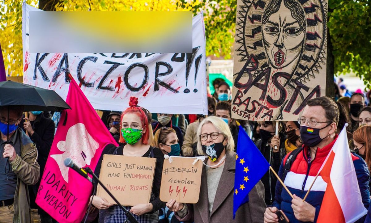 Demonstracja przed Ambasadą Polską w Berlinie. 24.10.2020 