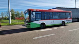 Lublin: Awaria autobusu na ul. Mełgiewskiej. Zderzyły się trzy pojazdy