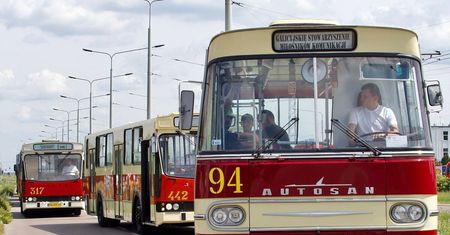 Lublin świętował 95-lecie komunikacji miejskiej. Wystawa autobusów z całej Polski