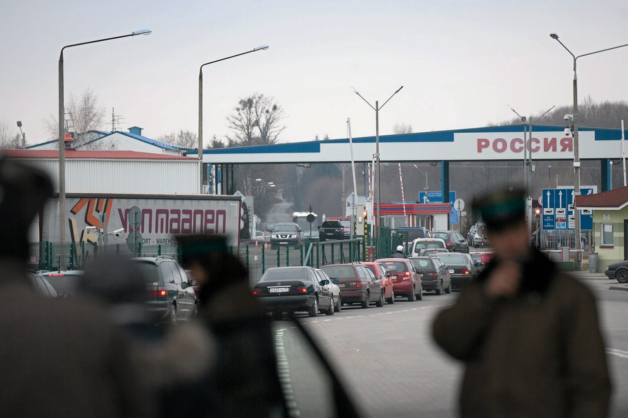 Kontrole w Rosji. Na granicy sprawdzają telefony