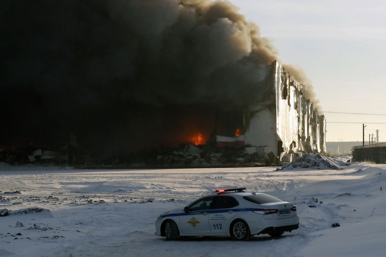 Burning Wildberries warehouse in Petersburg