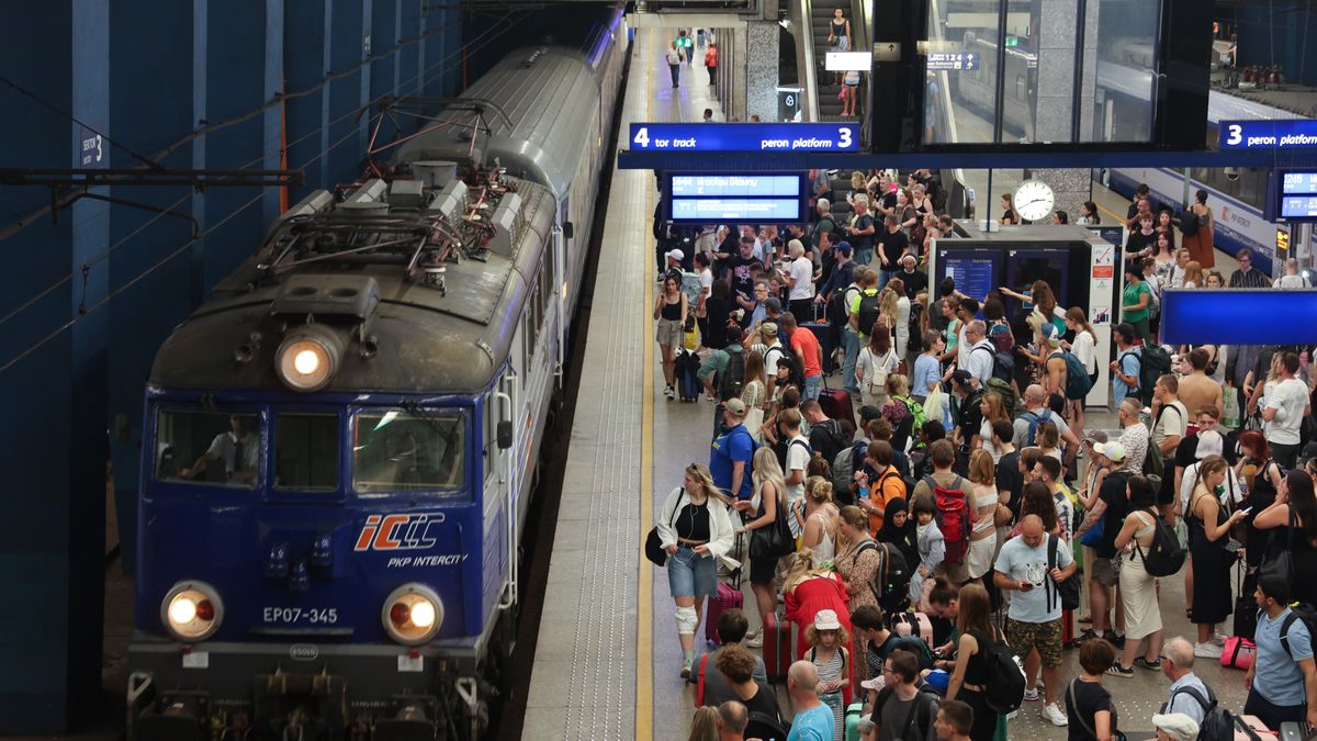 Passangers are seen at the platfrom of the Warszawa Centralna railway station in Warsaw, Poland on August 16, 2024. (Photo by Jakub Porzycki/NurPhoto via Getty Images)
