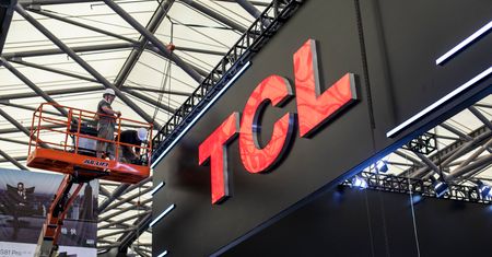 TCL zainwestuje prawie 7 mld dolarów. Firma będzie produkować telewizory OLED