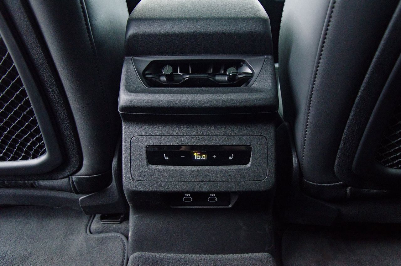 Audi S6 e-tron