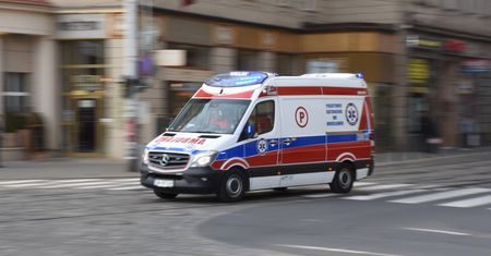 Tragedia w Bielsku-Białej. 84-latek zmarł w lokalu wyborczym
