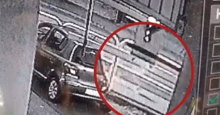 2-latek w samej piżamie. Szok, jak zareagowała matka