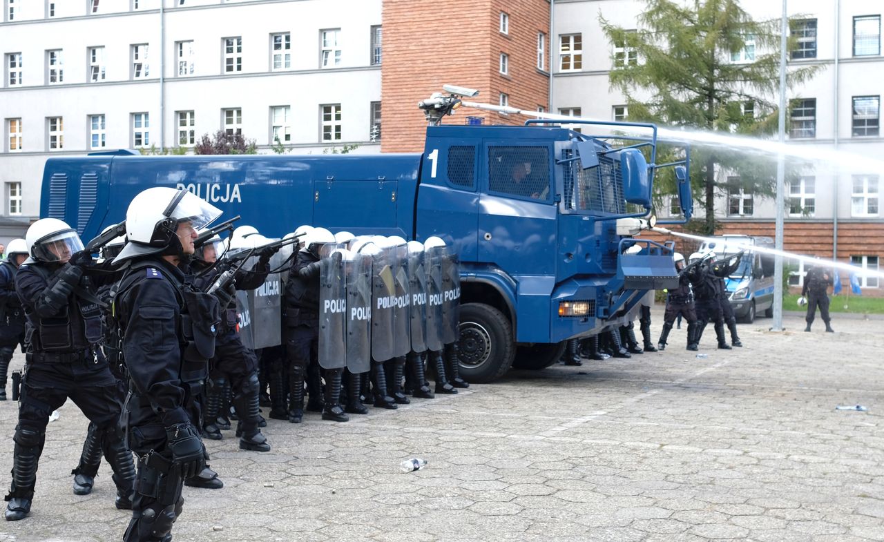 Wypadek na ćwiczeniach. Policyjny związkowiec: Chcieli zamieść to pod dywan