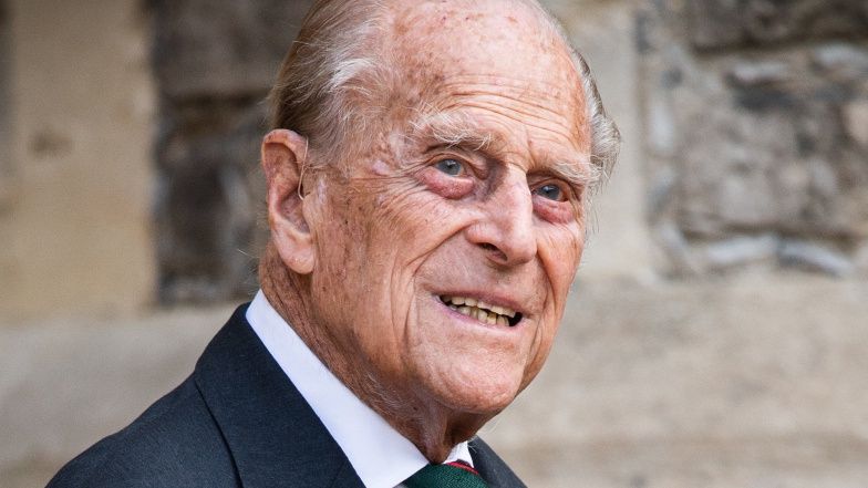 Książę Filip pozostaje w szpitalu