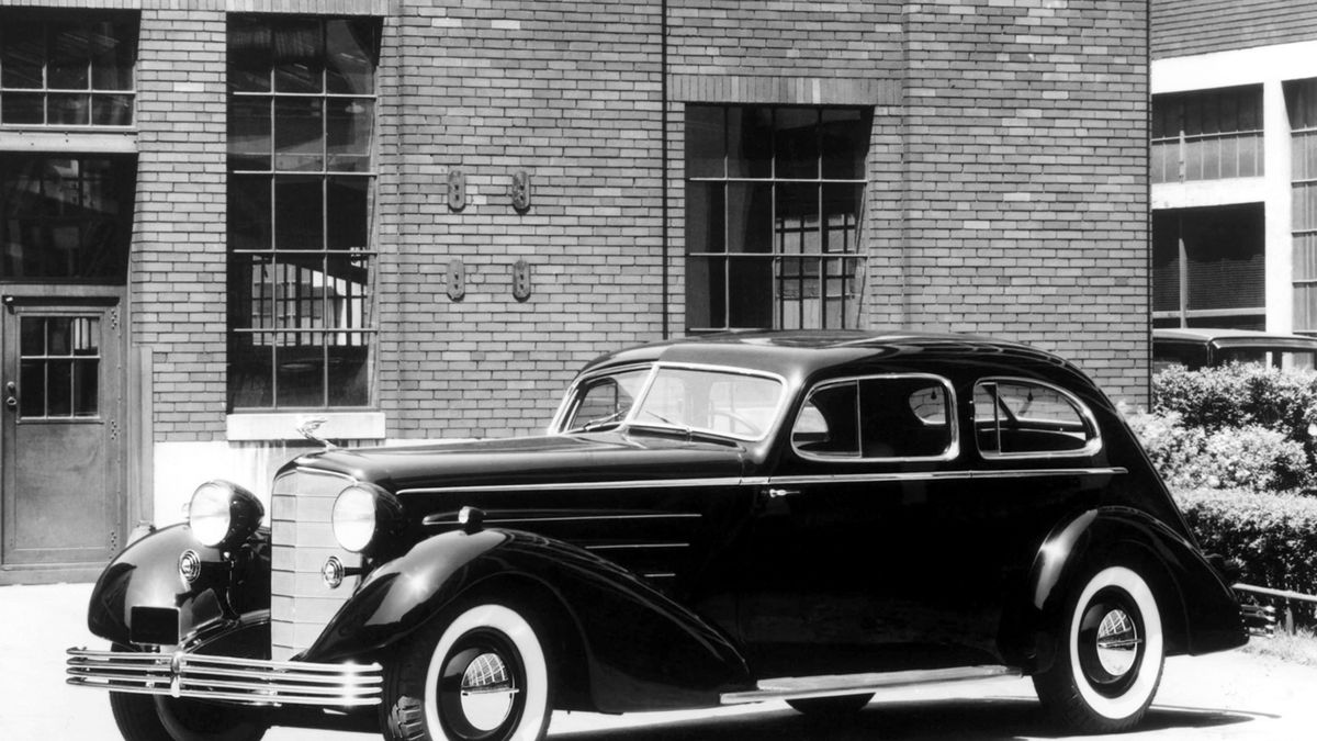 Cadillac 452 Aerodynamic Coupe