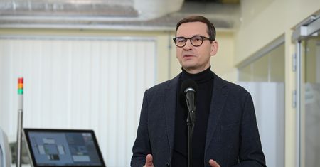 Mateusz Morawiecki o sytuacji na granicy. "Nie wpuścimy ich? Wpuścimy"