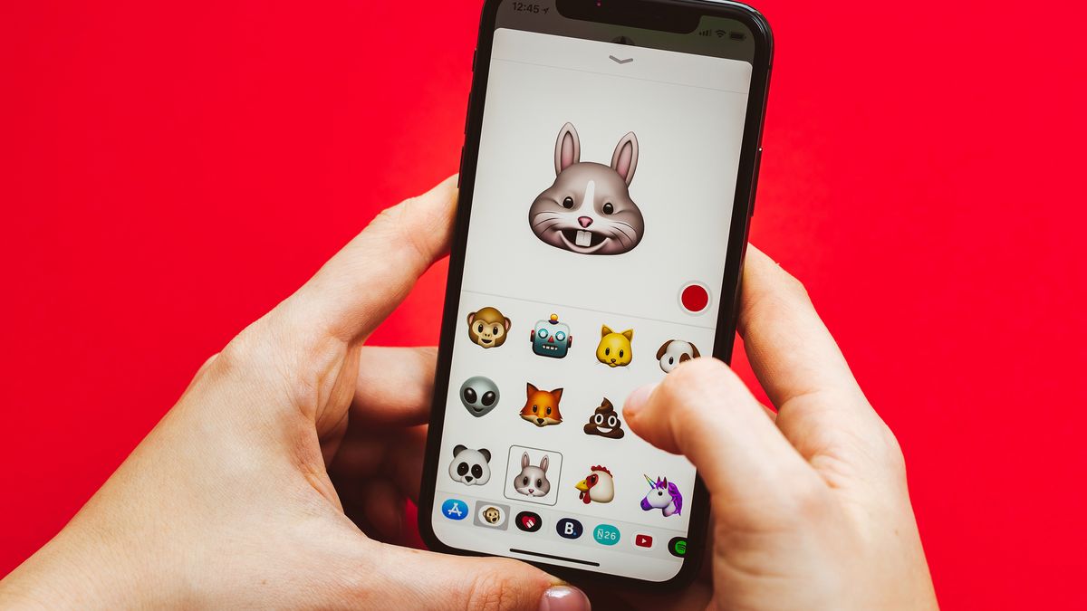 Nowe etui sprawia pierwsze problemy. (depositphotos)