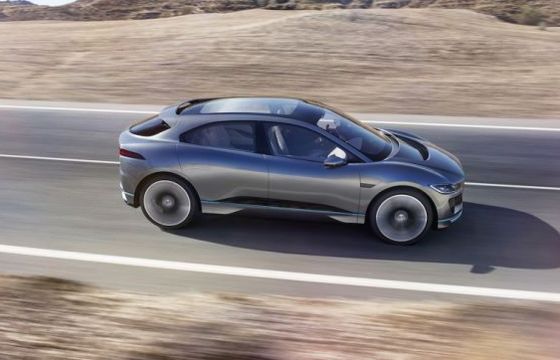 Jaguar przedstawia swój pierwszy samochód elektryczny I-Pace - 500 km na jednym ładowaniu
